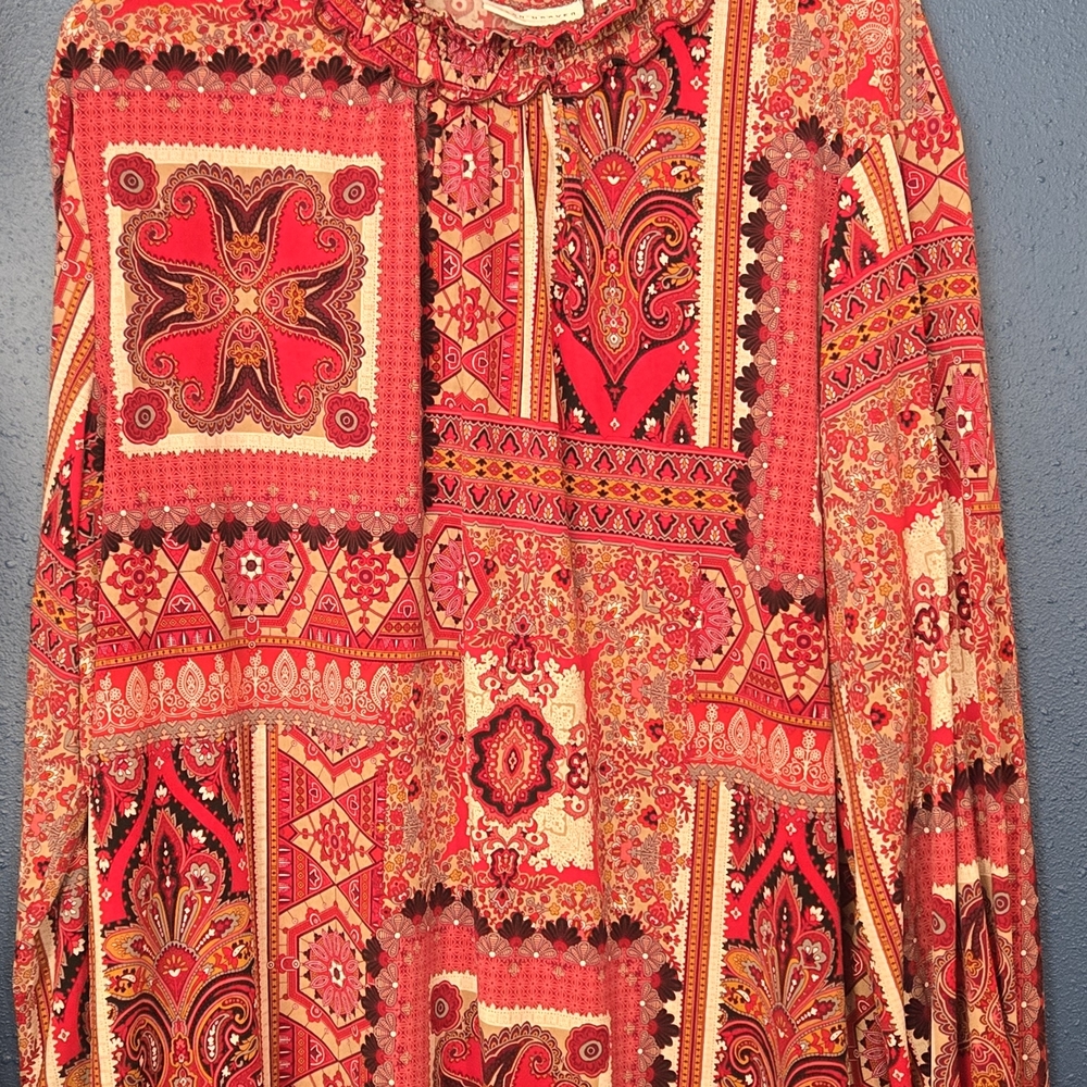 Susan Graver Red and Pink Paisley Top
